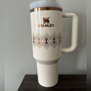 DECO COLLECTION QUENCHER H2.0 FLOWSTATE™ TUMBLER | 40 OZ 🤎 USED 🤎